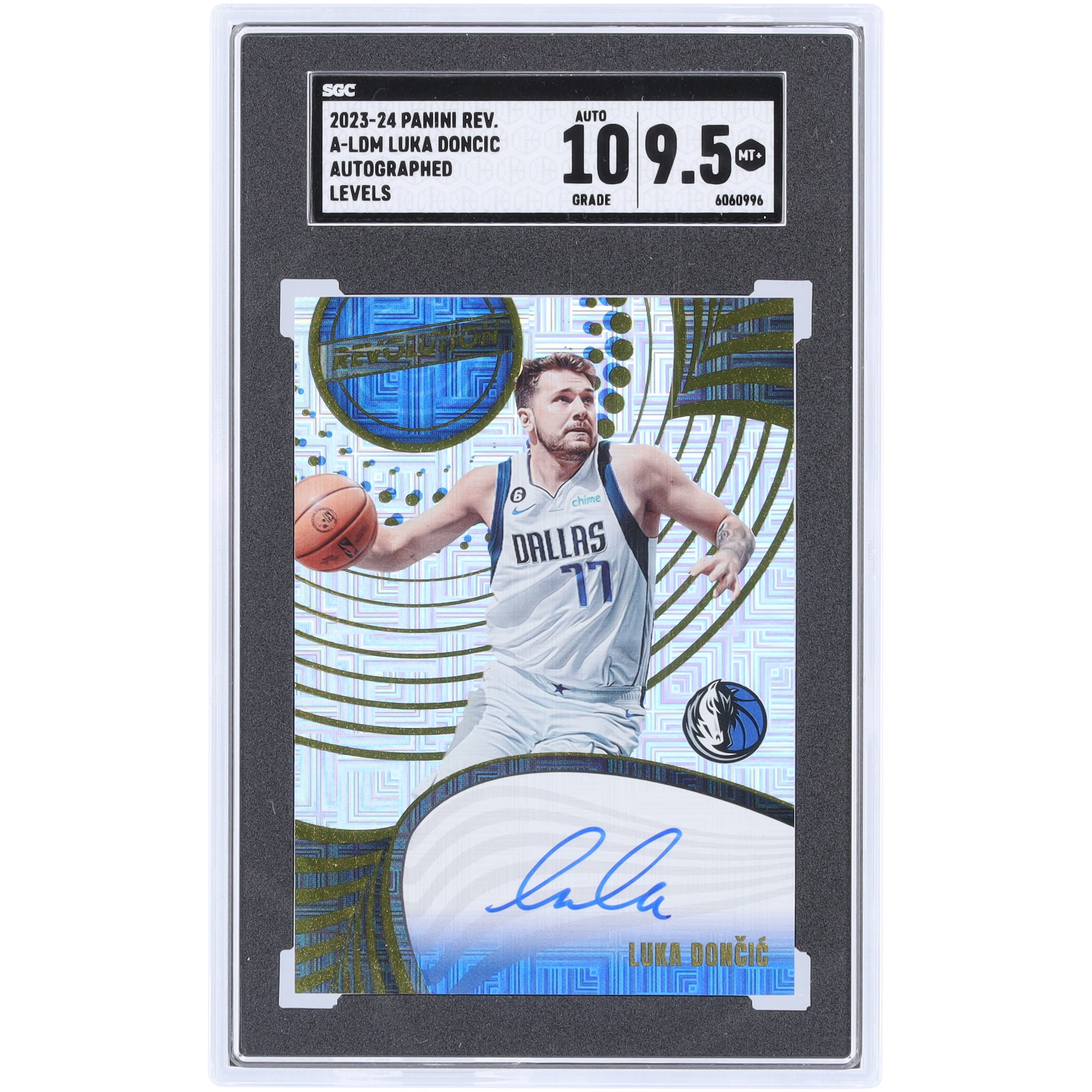 Luka Dončić Dallas Mavericks Autographed 2023-24 Panini Revolution 