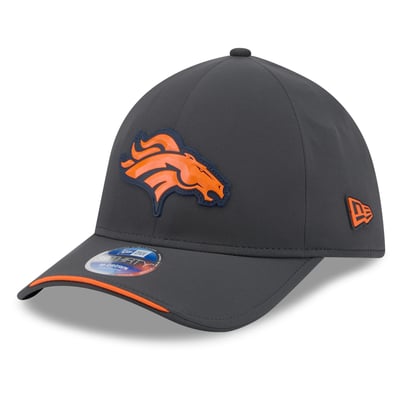 Denver Broncos New Era 2026 Sideline Cold Weather  39THIRTY M-Crown Stretch Hat - Charcoal