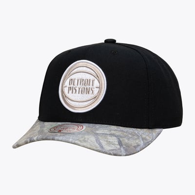  Detroit Pistons Mitchell & Ness Midnight Timber Pro Crown Snapback Hat - Black/Camo