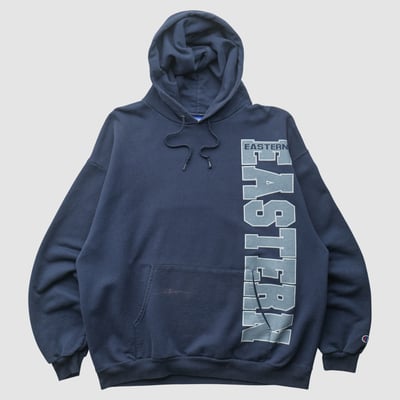 Eastern Connecticut State Warriors Champion 2000s Hooded Pullover Sweatshirt - Navy - L by Fanatics Real Vintage