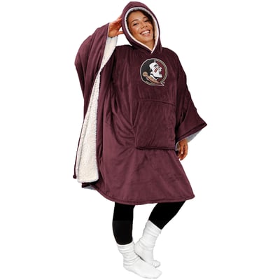 Florida State Seminoles Pegasus Team 50" x 70" Bloncho Sherpa Fan Cape