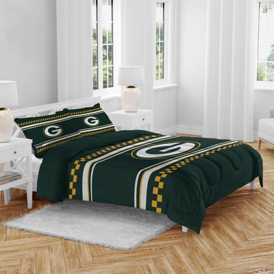 Green Bay Packers Pegasus Checkered Dash Three-Piece Full/Queen Bed in a Bag Set