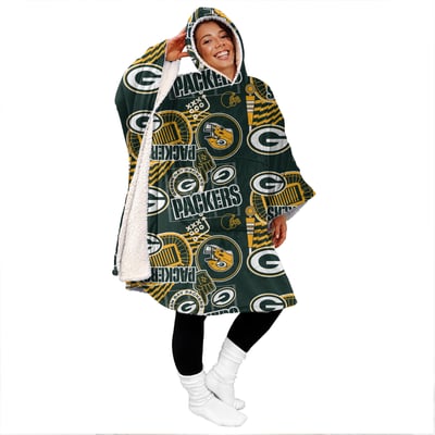 Green Bay Packers Pegasus Mashup 50" x 70" Bloncho Sherpa Fan Cape