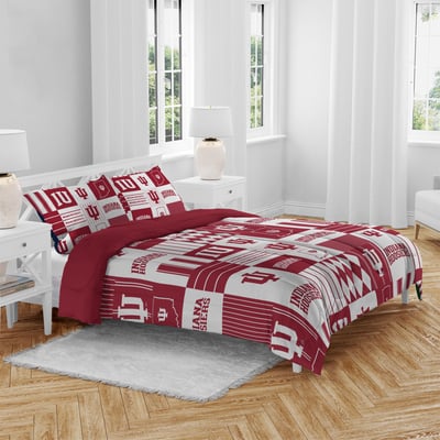Indiana Hoosiers Pegasus Patchwork Plaid Three-Piece Full/Queen Bed in a Bag Set