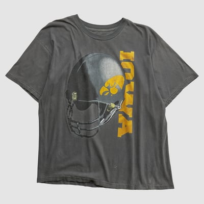 Iowa Hawkeyes 2000s T-shirt - Charcoal - 2XL by Fanatics Real Vintage