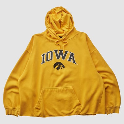 Iowa Hawkeyes Genuine Stuff 2010s Hooded Pullover Sweatshirt - Yellow - XL by Fanatics Real Vintage