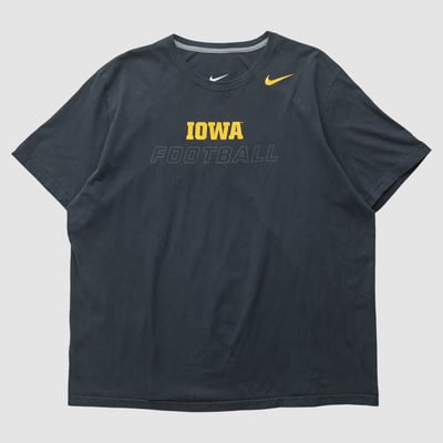 Iowa Hawkeyes Nike 2010s T-shirt - Black - 2XL by Fanatics Real Vintage