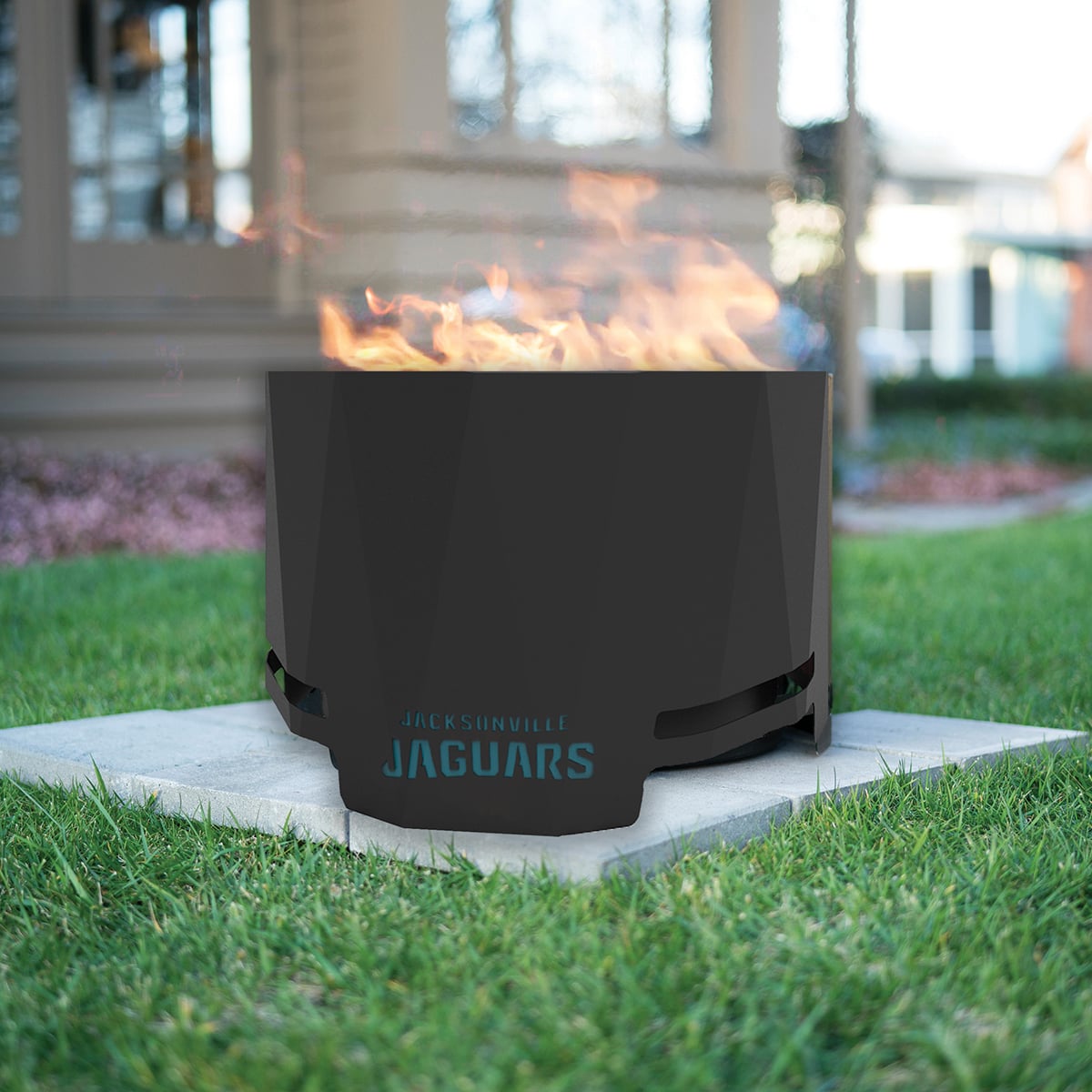 Jacksonville Jaguars 23.9'' The Peak Smokeless Patio Fire Pit