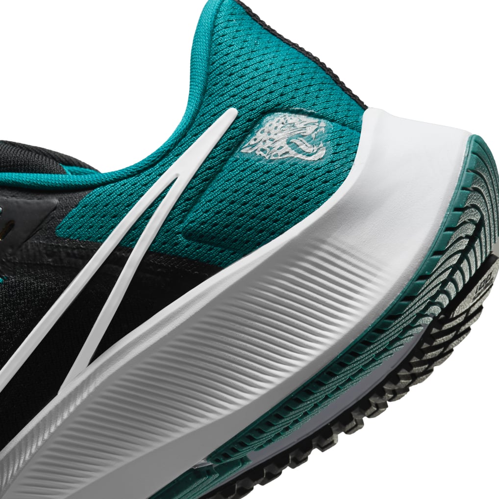 Unisex Nike Black Jacksonville Jaguars Zoom Pegasus 38  display picture 2