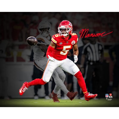 Mansoor Delane Kansas City Chiefs Autographed Fanatics Authentic 8" x 10" Interception Spotlight Photograph