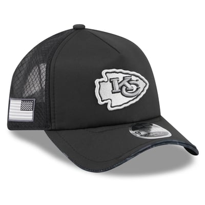 Kansas City Chiefs New Era 2026 Salute To Service Apex 9FORTY Adjustable Trucker Hat - Black