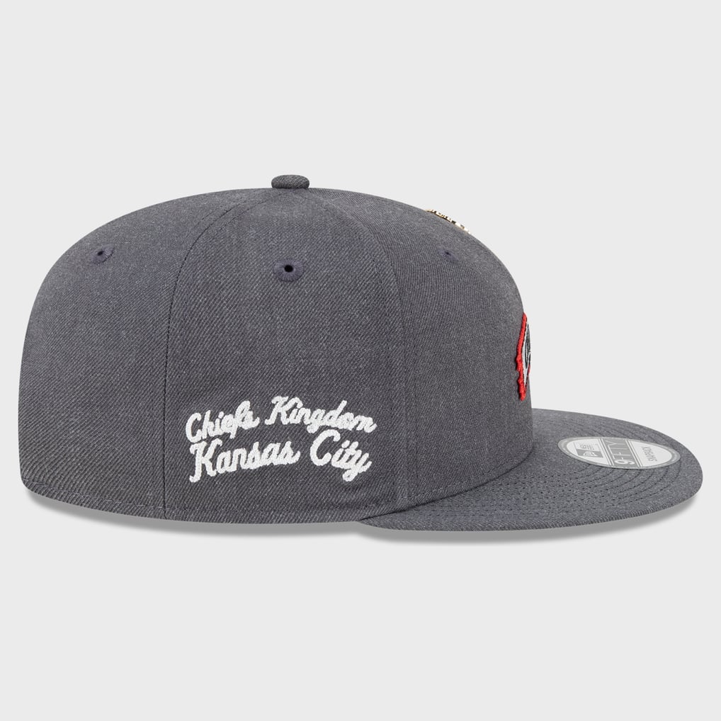 Men's New Era Charcoal Kansas City Chiefs Pennant Pin 9FIFTY Snapback Hat