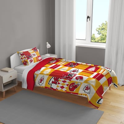 Kansas City Chiefs Pegasus Patchwork Plaid Two-Piece Twin/Twin XL Bed in a Bag Set