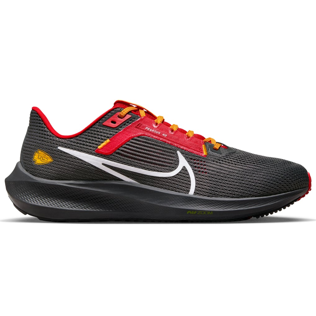 Unisex Nike Anthracite Kansas City Chiefs Zoom Pegasus 40  display picture 3