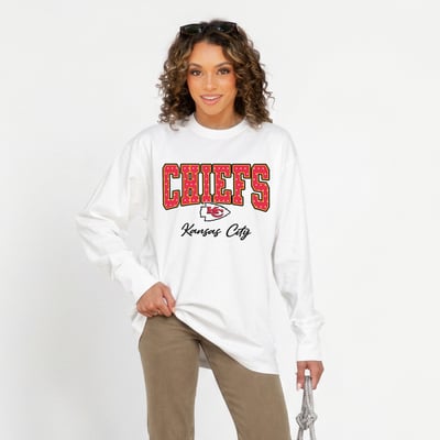 Kansas City Chiefs Gameday Couture Women's Sweet Spot Oversized Long Sleeve T-Shirt - White