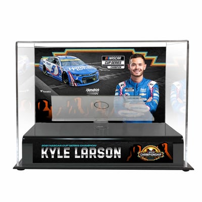 Kyle Larson Fanatics Authentic 2021 NASCAR Cup Champion 1/24 Die Cast Display Case with Sublimated Plate