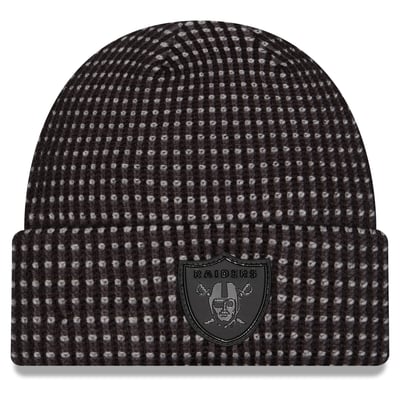 Las Vegas Raiders New Era 2026 Sideline Cold Weather  Cuffed Knit Hat - Black