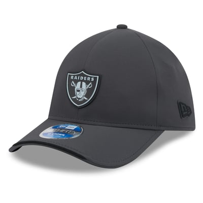 Las Vegas Raiders New Era 2026 Sideline Cold Weather  39THIRTY M-Crown Stretch Hat - Charcoal