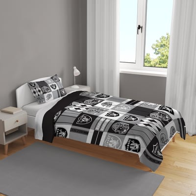 Las Vegas Raiders Pegasus Patchwork Plaid Two-Piece Twin/Twin XL Bed in a Bag Set