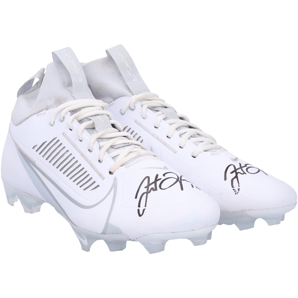 Justin Herbert Los Angeles Chargers Autographed Game-Used  display picture 1