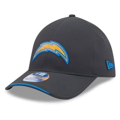 Los Angeles Chargers New Era 2026 Sideline Cold Weather  9FORTY M-Crown Adjustable Hat - Charcoal