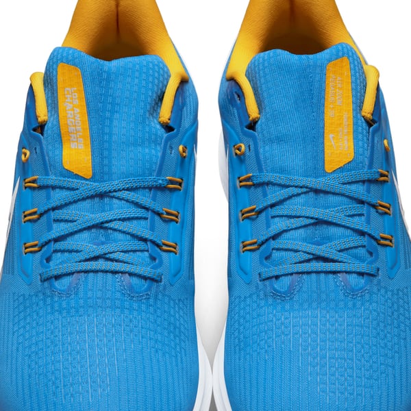 NIKE LA Chargers Zoom Pegasus 39 runners | powder blue 11.5 MSRP $130 DR2050-400 Size 11.5 - NFL x Nike Air Zoom Pegasus 39 Los Angeles  main image 4