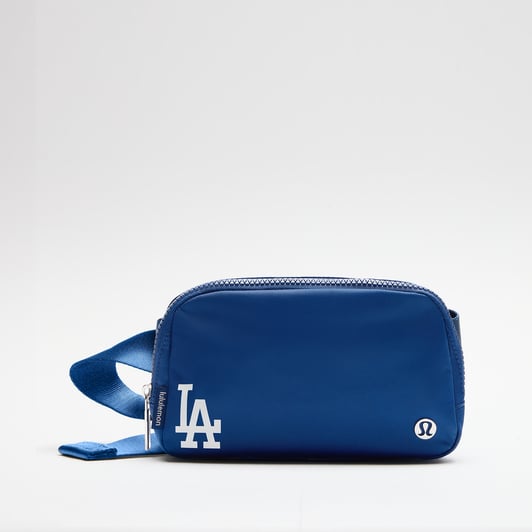 Los Angeles Dodgers lululemon Everywhere Belt Bag - Symphony Blue