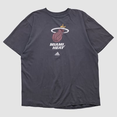 Miami Heat Adidas 2010s T-shirt - Black - XL by Fanatics Real Vintage