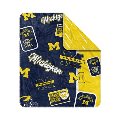 Michigan Wolverines Logo Brands 50" x 60" Dream Weave Throw Blanket