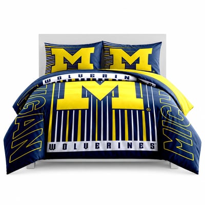 Michigan Wolverines Logo Brands Momentum 5-Piece Full/Queen Bedding Set