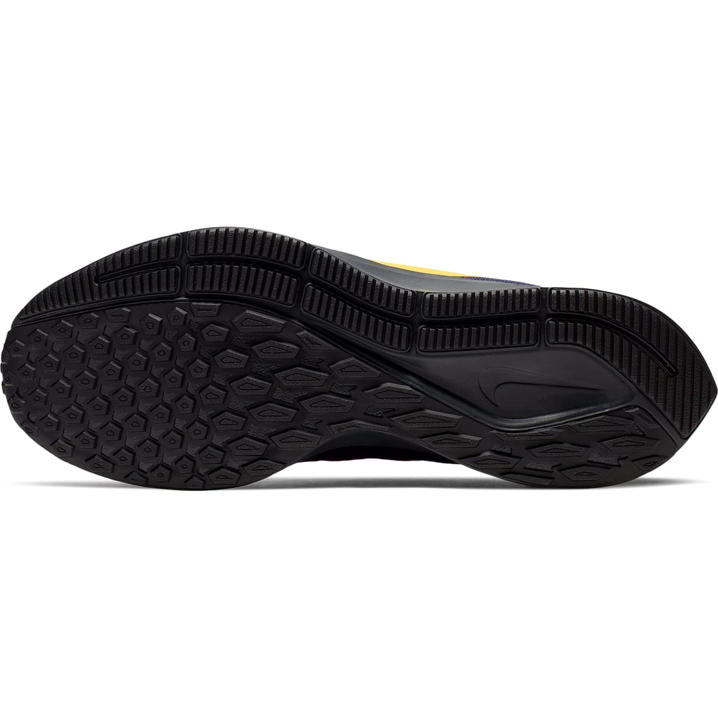 Michigan Wolverines Nike Air Zoom Pegasus 36 Running Shoes  display picture 1