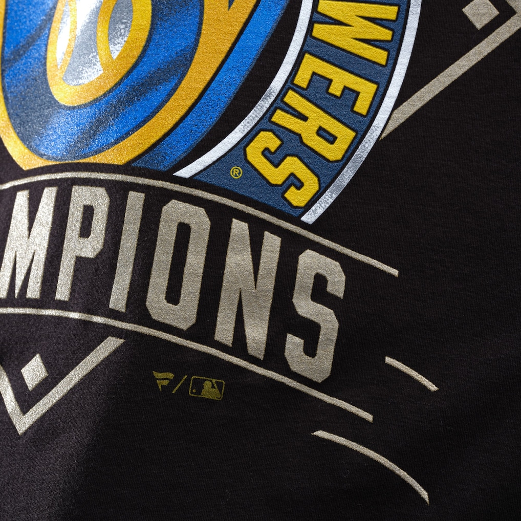 Lockr Rom Men's Milwaukee Brewers Fanatics Black 2026 World Series Champions ...