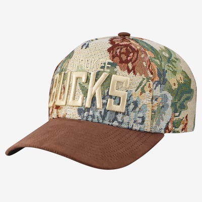 Milwaukee Bucks Mitchell & Ness Tapestry Wordmark Pro Snapback Hat - Tan