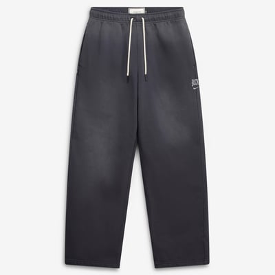 Milwaukee Bucks Nike 2026 Standard Issue Travel Washed Fleece Pants - Charcoal