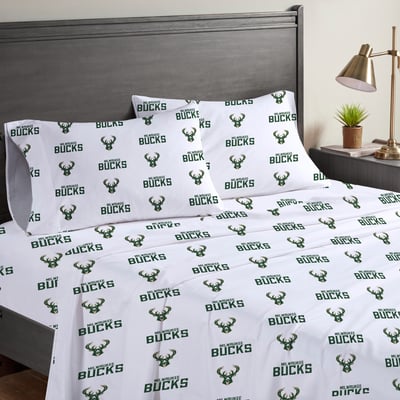 Milwaukee Bucks Pegasus Four-Piece Queen Sheet Set