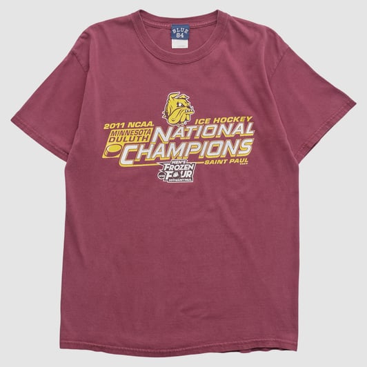 Minnesota Duluth Bulldogs Blue 84 2011 T-shirt - Maroon - S by Fanatics Real Vintage