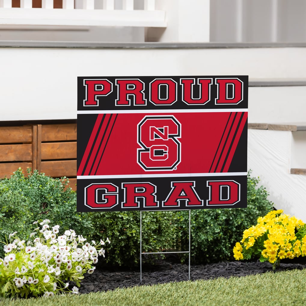 NC State Wolfpack 24" x 18" Graduation Outdoor Yard Sign