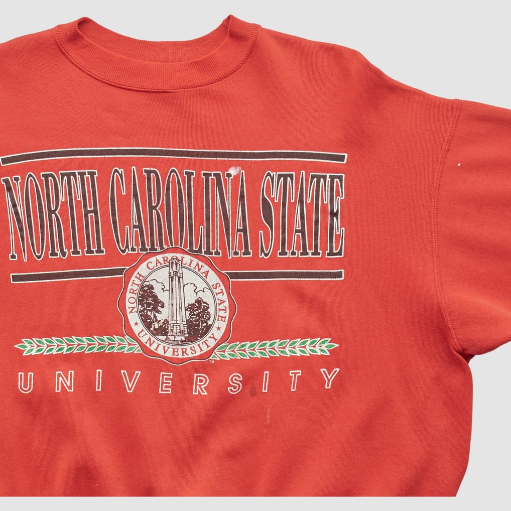NC State Wolfpack Hanes 90s Pullover Sweatshirt - Red - M by Fanatics Real Vintage