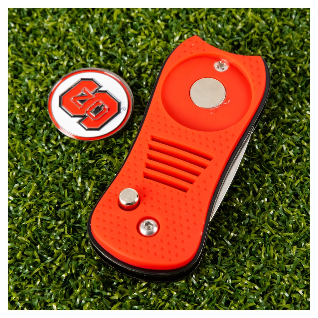 NC State Wolfpack Switchblade Divot Tool With Magnetic Ball Marker