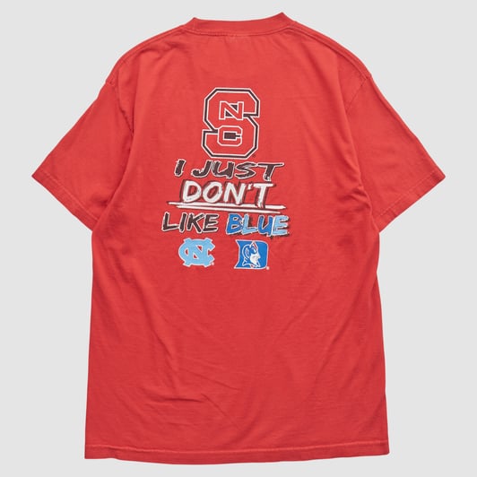 NC State Wolfpack Tri-Lake Sportswear 2000s T-shirt - Red - M by Fanatics Real Vintage