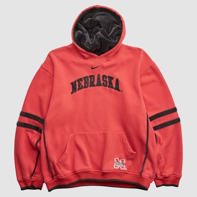 Nebraska Huskers Nike 2000s Hooded Pullover Sweatshirt - Red - S by Fanatics Real Vintage