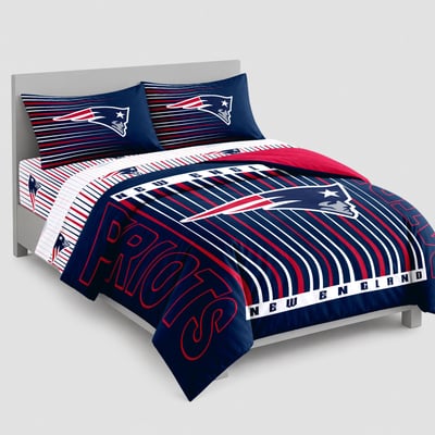 Logo Brands New England Patriots Momentum Bed In A Bag - Full