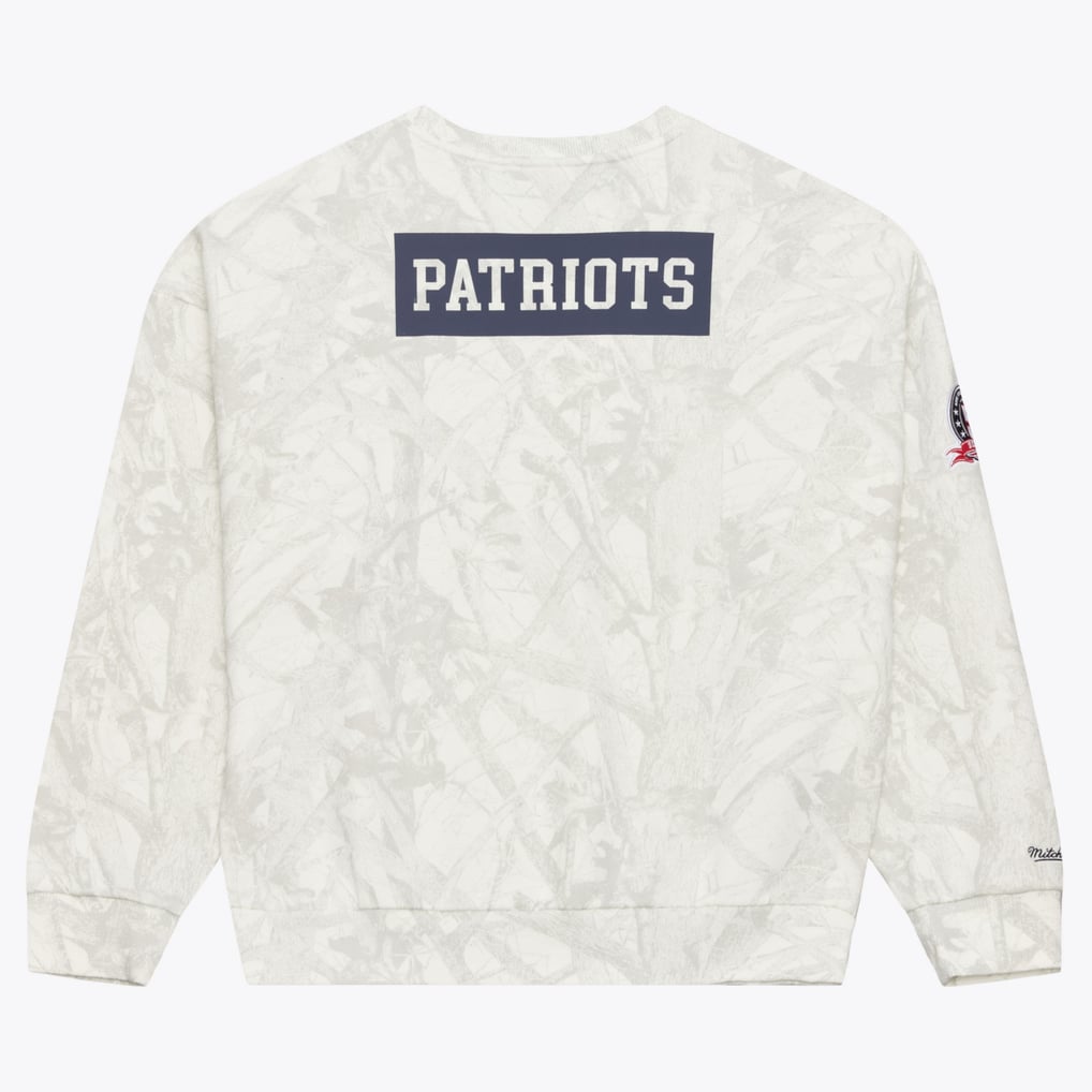 Men's Mitchell & Ness White New England Patriots Ghosted Crewneck ...