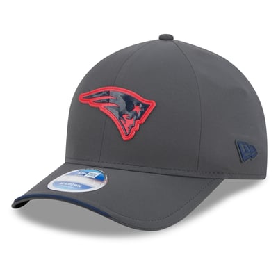 New England Patriots New Era 2026 Sideline Cold Weather  9FORTY M-Crown Adjustable Hat - Charcoal