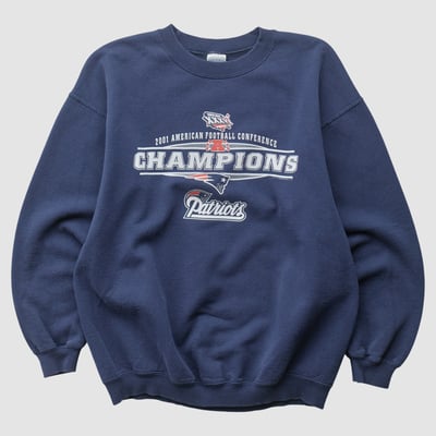 New England Patriots Gildan 2001 Pullover Sweatshirt - Navy - S by Fanatics Real Vintage