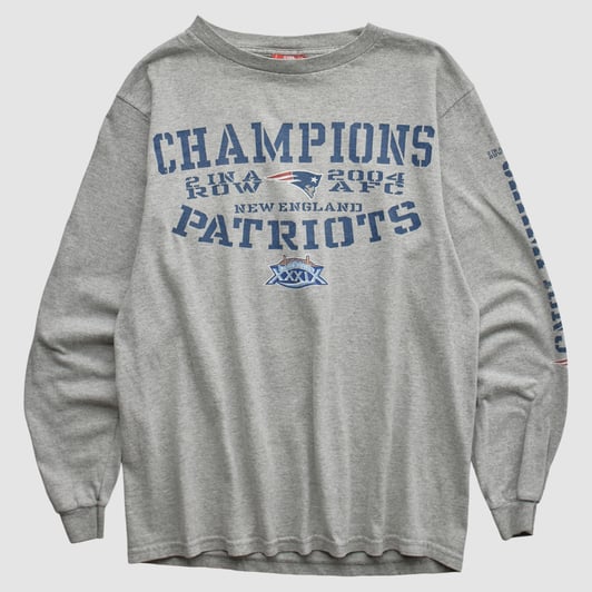 New England Patriots NFL 2004 Long Sleeve T-shirt - Heather Gray - Yth XL by Fanatics Real Vintage