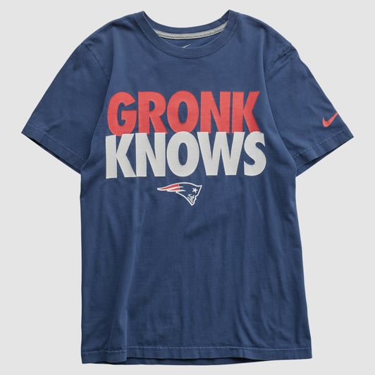 New England Patriots Nike 2010s T-shirt - Navy - XS by Fanatics Real Vintage