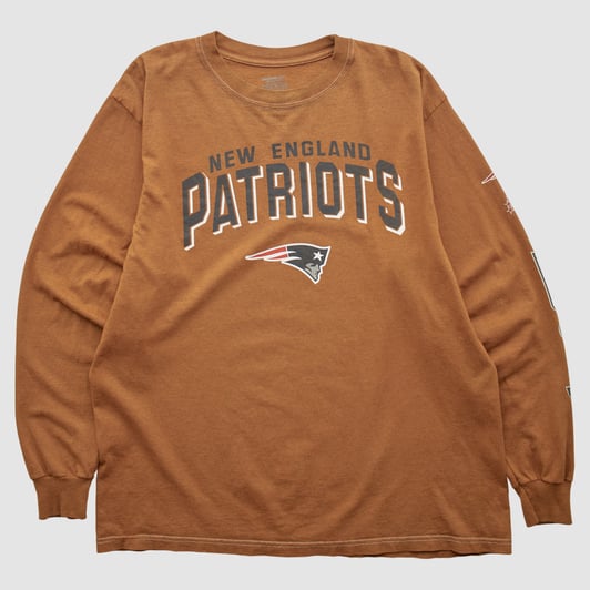 New England Patriots Reebok 2000s Long Sleeve T-shirt - Clay - XL by Fanatics Real Vintage