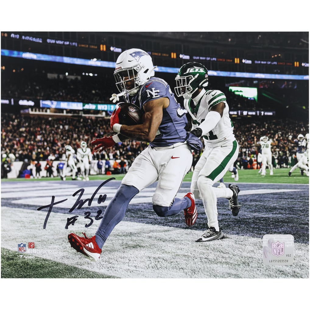 TreVeyon Henderson New England Patriots Autographed 8