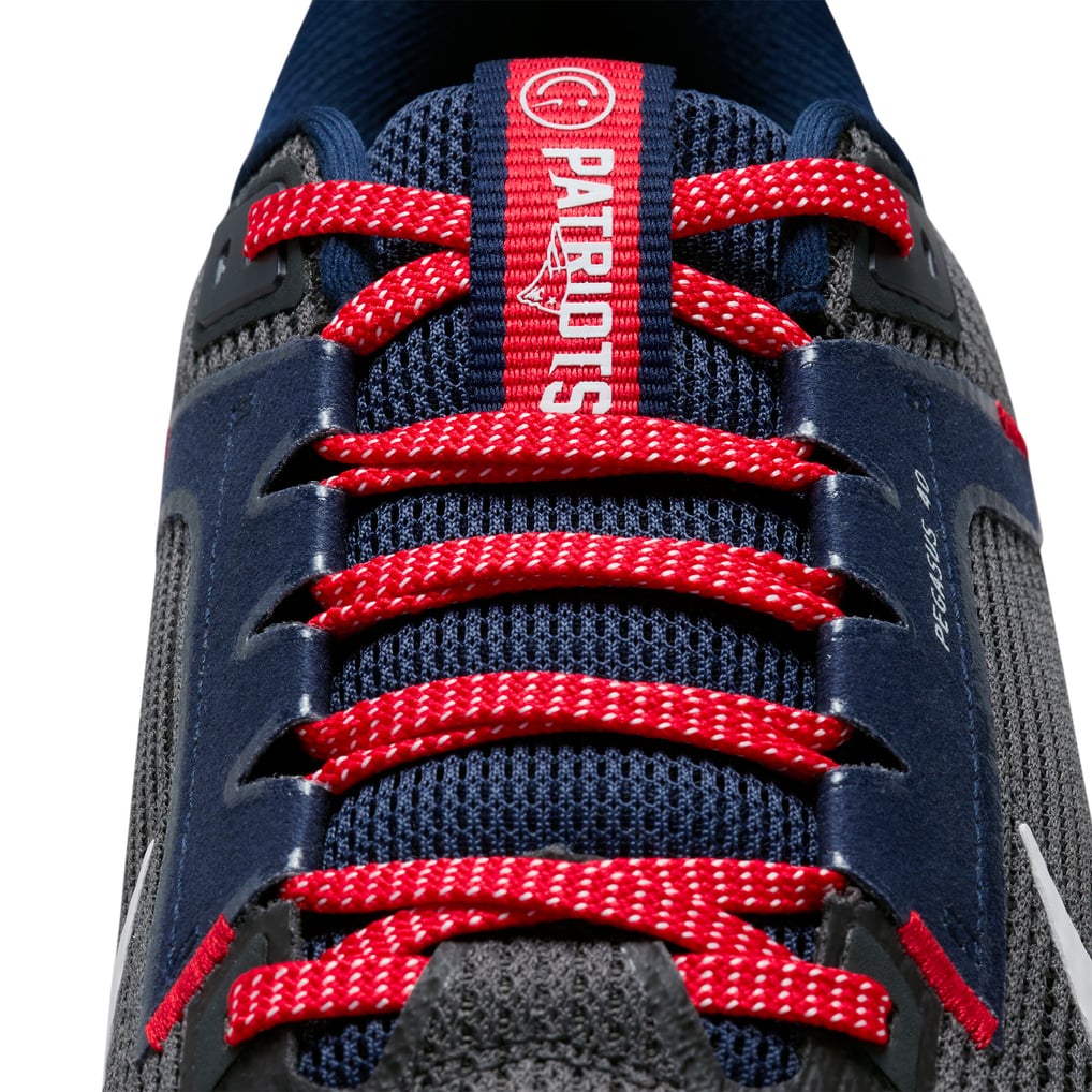 Unisex Nike Anthracite New England Patriots Zoom Pegasus 40  display picture 1